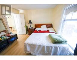 552 ADELAIDE STREET N - 27