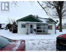 279 SYDENHAM STREET E - 2