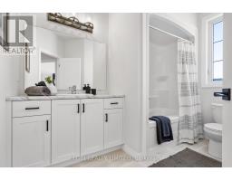 2 EVYLEAN COURT - 23