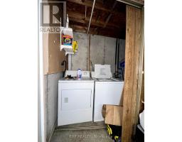 14 - 40 SUMMIT AVENUE - 24