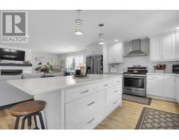 162 ROLAND STREET - 13