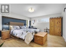 162 ROLAND STREET - 14