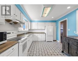 100 DIXON ROAD - 14