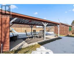 100 DIXON ROAD - 6