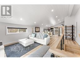 35 WALKER STREET - 36