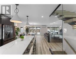 35 WALKER STREET - 4