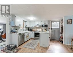 24 ADDISON STREET - 8