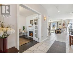 21 OLIVER CRESCENT - 11