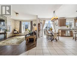 21 OLIVER CRESCENT - 17