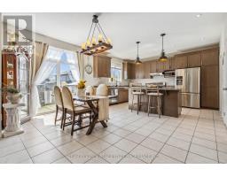21 OLIVER CRESCENT - 23