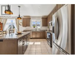 21 OLIVER CRESCENT - 26