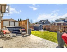 21 OLIVER CRESCENT - 45