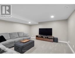 71 CLARA CRESCENT - 23