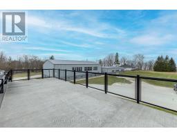 61 - 77683 BLUEWATER HIGHWAY - 31