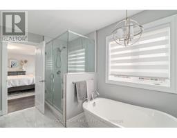 9 ACORN TRAIL - 20