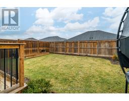 9 ACORN TRAIL - 32
