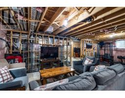 9 ACORN TRAIL - 34