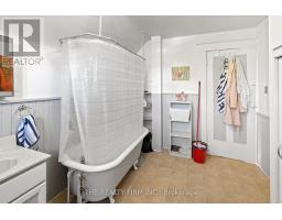 20 FOURTH AVENUE - 9