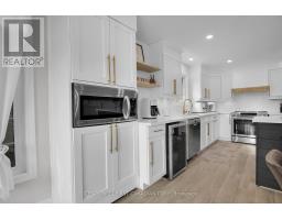 292 THORN DRIVE - 10
