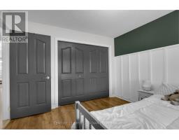 292 THORN DRIVE - 18