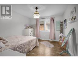 292 THORN DRIVE - 19