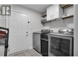 292 THORN DRIVE - 22