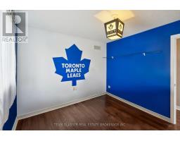 1677 DEVOS DRIVE - 19