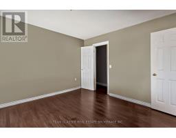 1677 DEVOS DRIVE - 27