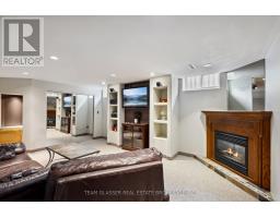 1677 DEVOS DRIVE - 31