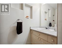 1677 DEVOS DRIVE - 35