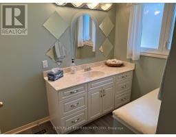 334 HELEN DRIVE - 23
