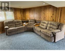 334 HELEN DRIVE - 27