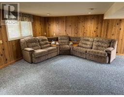 334 HELEN DRIVE - 29