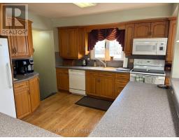 334 HELEN DRIVE - 6