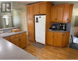 334 HELEN DRIVE - 9
