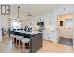 116 ROBIN RIDGE DRIVE - 4