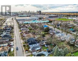 1050 MARGARET STREET - 27