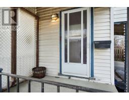 1050 MARGARET STREET - 36