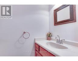 28 NASKAPI STREET - 9