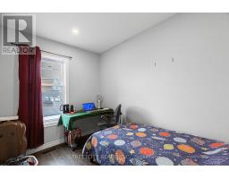 1053 OXFORD STREET E - 12