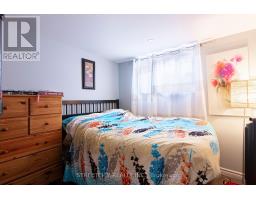 1053 OXFORD STREET E - 22