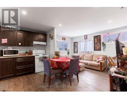 1053 OXFORD STREET E - 24