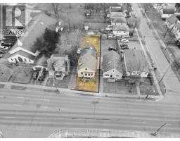 1053 OXFORD STREET E - 35