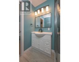 64 BLANCHARD CRESCENT - 29