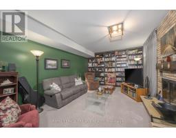 64 BLANCHARD CRESCENT - 35