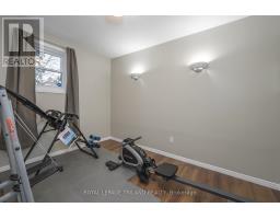 64 BLANCHARD CRESCENT - 40