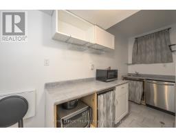 64 BLANCHARD CRESCENT - 43