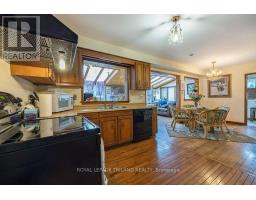 5 FOXCROFT CRESCENT - 12