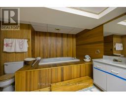 5 FOXCROFT CRESCENT - 34