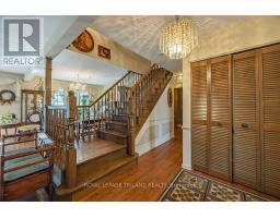 5 FOXCROFT CRESCENT - 5